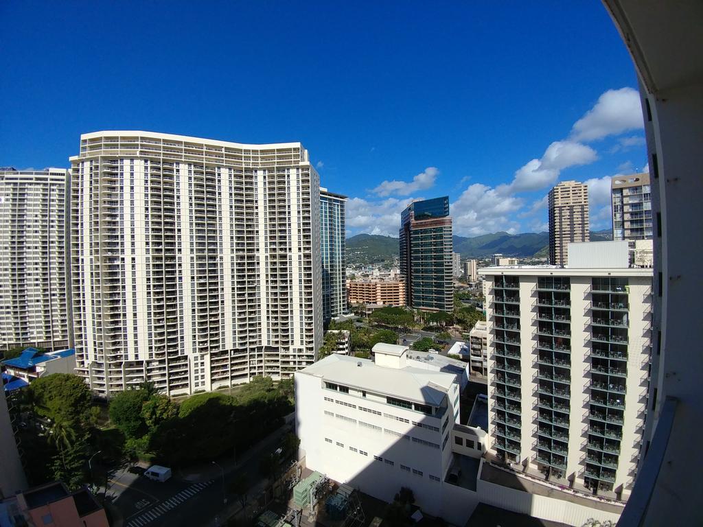 Gem Of Waikiki At Inn On The Park Honolulu Bagian luar foto