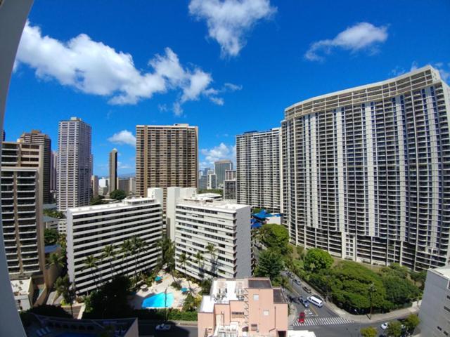 Gem Of Waikiki At Inn On The Park Honolulu Bagian luar foto